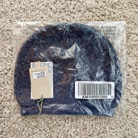 NWT Barefoot Dreams CozyChic Lite Confetti Beanie in Deep Sea Blue / Indigo - Picture 2 of 5